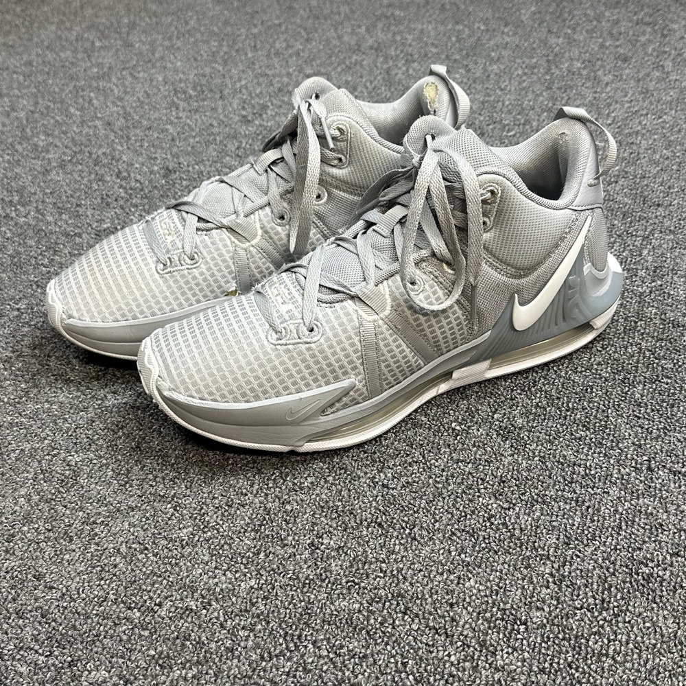 Nike LeBron Witness 7 TB Basketball Shoes Wolf Grey White‎ Size 10 DZ3299-002